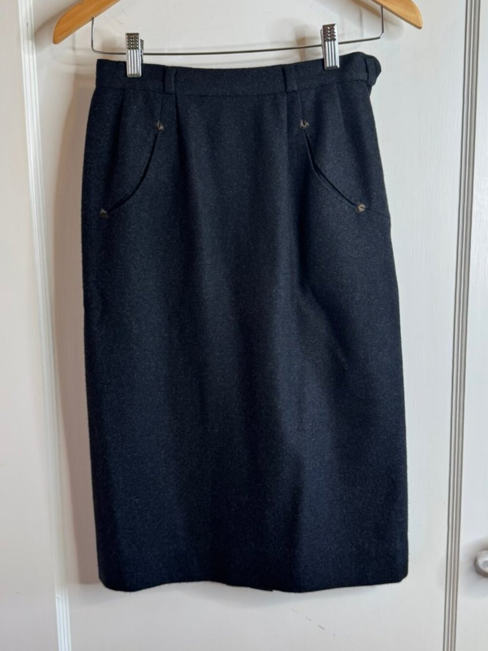 Vintage 1960's Evan-Picone Black Cashmere Straight Pencil Tailored Skirt sz XS